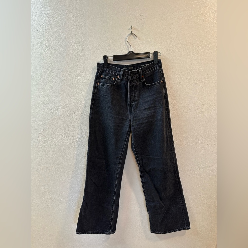 Aritzia denim forum Farrah wide leg 28L jeans